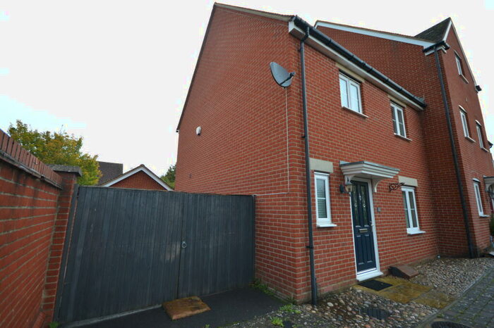 3 Bedroom Terraced House To Rent In Keel Close, Amesbury, Salisbury, SP4