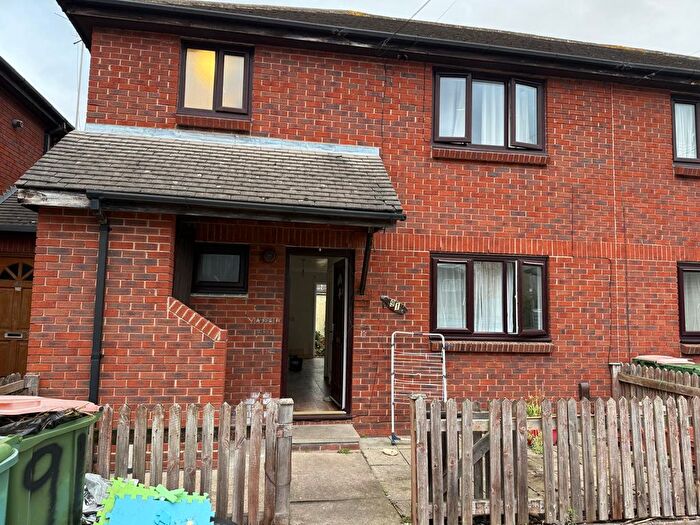 1 Bedroom Flat To Rent In Third Avenue, London, E12