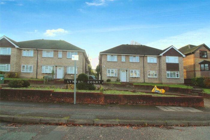 2 Bedroom Flat To Rent In Cedar Road, Sutton, SM2