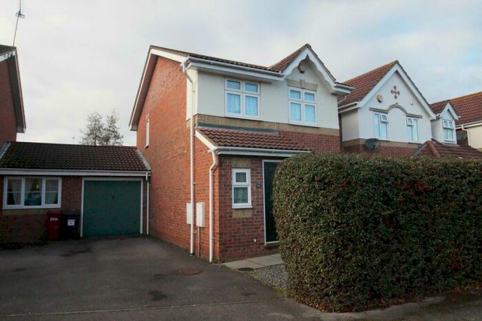 3 Bedroom House To Rent In Eltham Ave, SL1