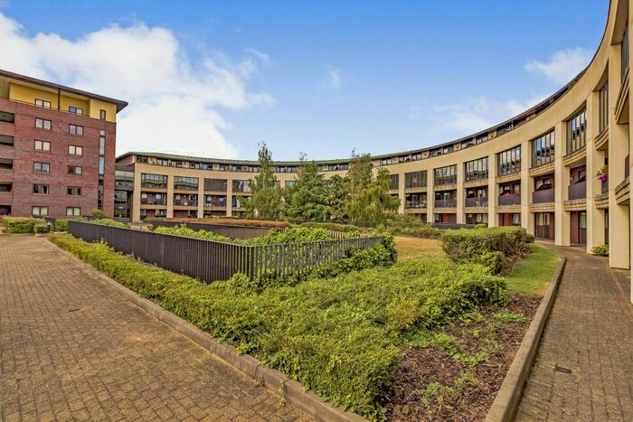 2 Bedroom Flat To Rent In Huntley Crescent, Campbell Park, MK9