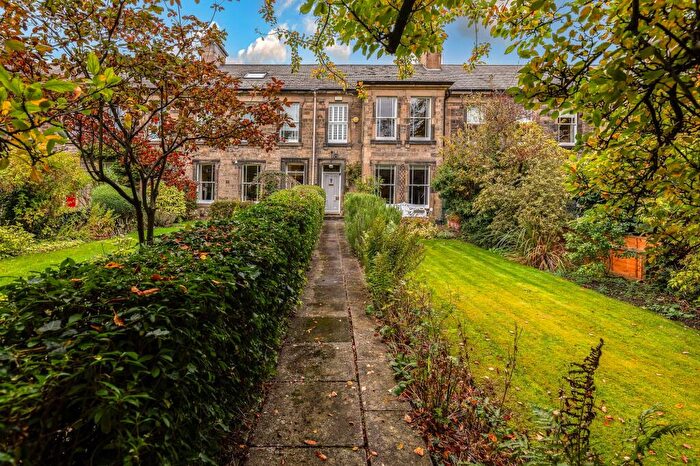 4 Bedroom Terraced House For Sale In The Grove, Gosforth, NE3