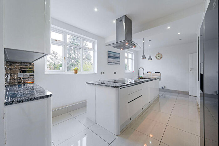 4 Bedroom Detached House For Sale In Westmoreland Road, Shortlands, Bromley, BR2