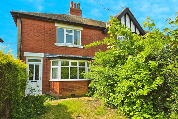 2 Bedroom Semi Detached House To Rent In Meadow Road, Beeston, NG9