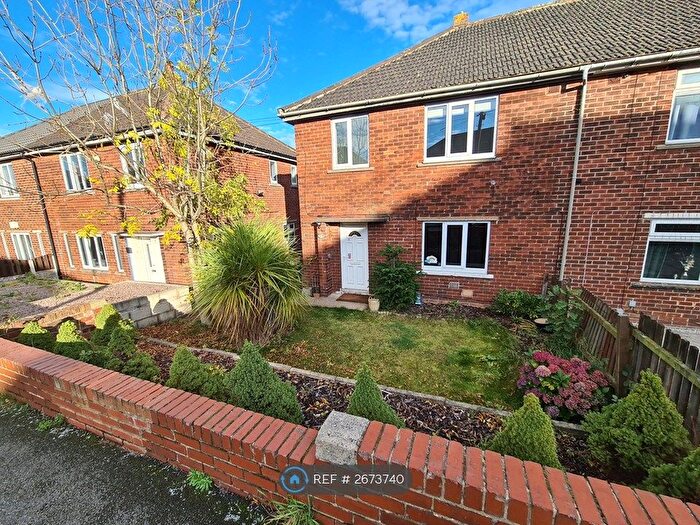 3 Bedroom Semi Detached House To Rent In Cedar Crescent, Barnsley, S70