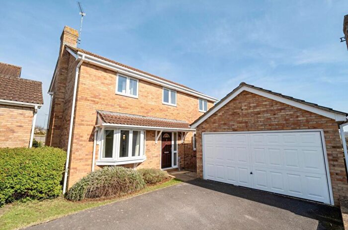 4 Bedroom Detached House For Sale In Abbots Way, Sherborne, DT9