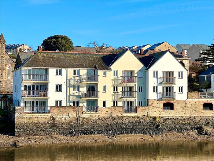 2 Bedroom Apartment For Sale In Egloshayle Road, Wadebridge, Cornwall, PL27