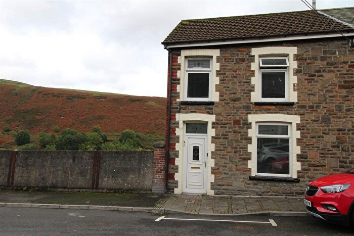3 Bedroom Property To Rent In Brewery Street, Pontygwaith, Ferndale, CF43