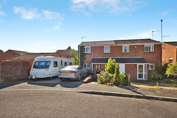 2 Bedroom Semi Detached House For Sale In Clifton Close, Yeovil, BA21