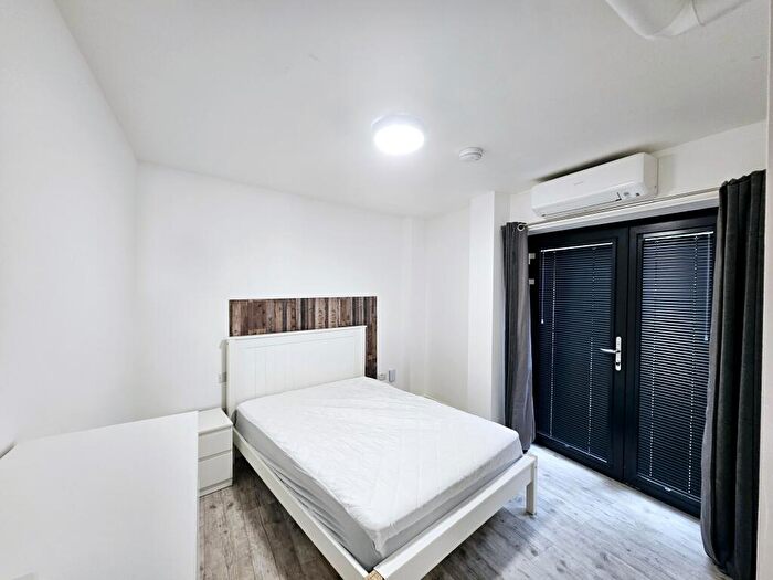 1 Bedroom Property To Rent In Woolwich Charlton Borders, SE7