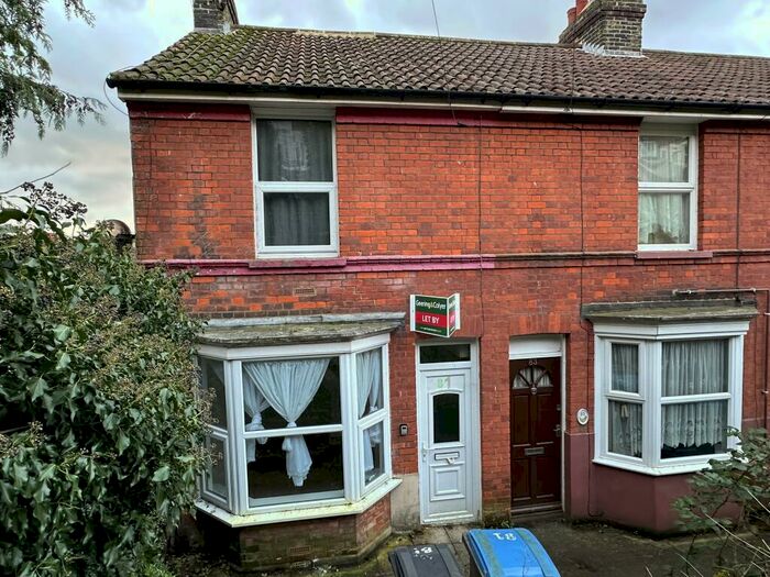 2 Bedroom House To Rent In Heathfield Avenue, Dover, CT16