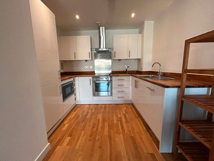 1 Bedroom Apartment To Rent In Sun Passage, London, Greater London, SE16