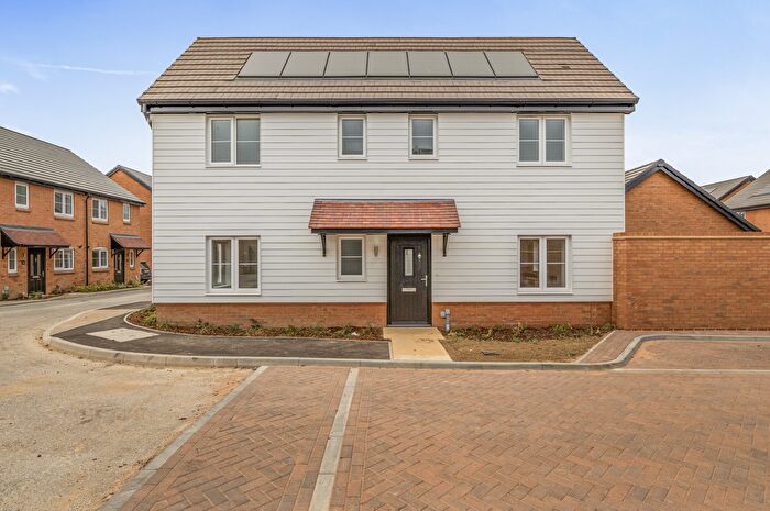 3 Bedroom Property To Rent In Coppice Way, Herne Bay, CT6