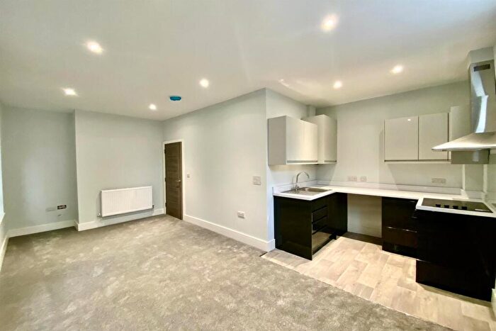 1 Bedroom Apartment To Rent In Thomas House, Bernard Street, SO14