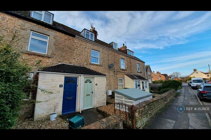 2 Bedroom Terraced House To Rent In Oakfield Road, Frome, BA11