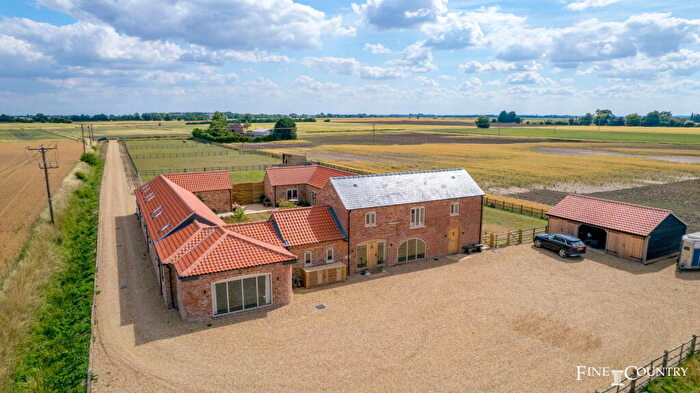 5 Bedroom Barn Conversion For Sale In West Pinchbeck, PE11
