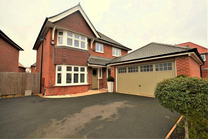 4 Bedroom Detached House To Rent In Chadwick Avenue, Woodford, Stockport, SK7