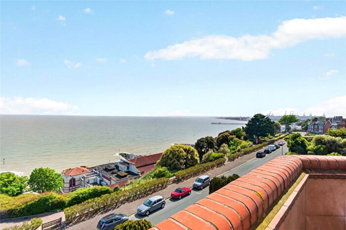 3 Bedroom Apartment For Sale In Felixstowe, Suffolk, IP11