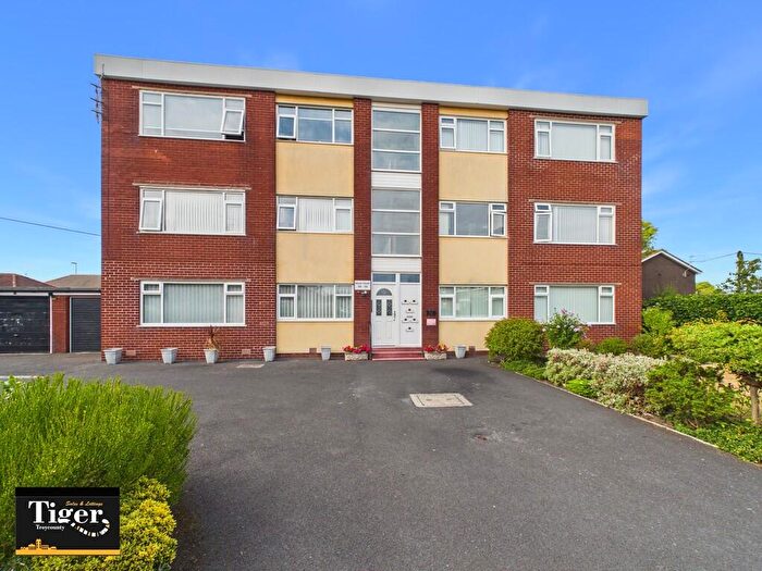 2 Bedroom Apartment For Sale In St. Annes Road, Blackpool, FY4