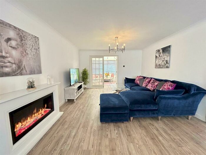 4 Bedroom House To Rent In Victoria Gate, Church Langley, CM17