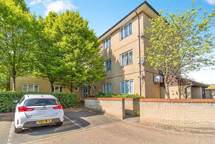 2 Bedroom Flat For Sale In Radstock Crescent, Broughton, Milton Keynes, MK10