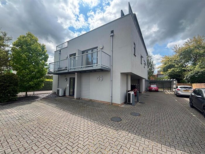 1 Bedroom Flat To Rent In Whaddon Road Cheltenham, GL52