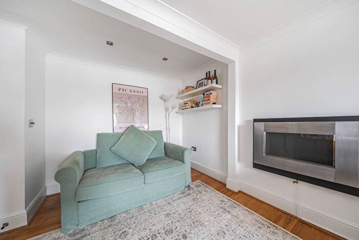1 Bedroom Flat To Rent In St George's Drive, Pimlico, London, SW1V