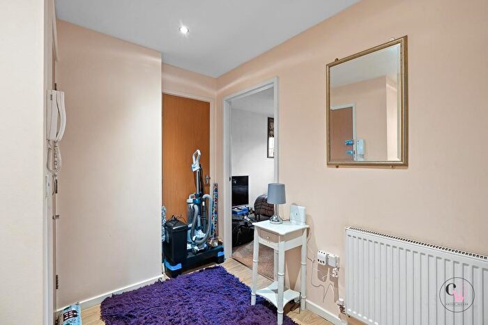 2 Bedroom Flat For Sale In Wilkinson Court, Wilkinson Way, Winsford, CW7