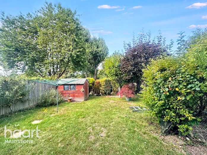 4 Bedroom Semi Detached House For Sale In Green Lane, West Malling, ME19