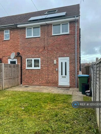 2 Bedroom Maisonette To Rent In Corbishley Road, Bognor Regis, PO22