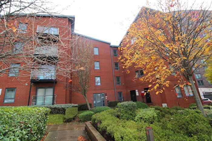 1 Bedroom Apartment To Rent In Bouverie Court, Leeds, LS9
