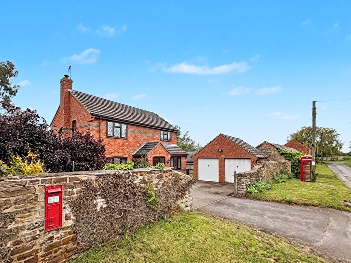 3 Bedroom Detached House For Sale In Kudamanta, Caldecote, Towcester, NN12