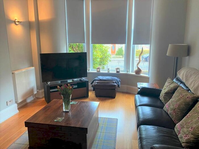 3 Bedroom Flat To Rent In Blenheim Place, West End, Aberdeen, AB25