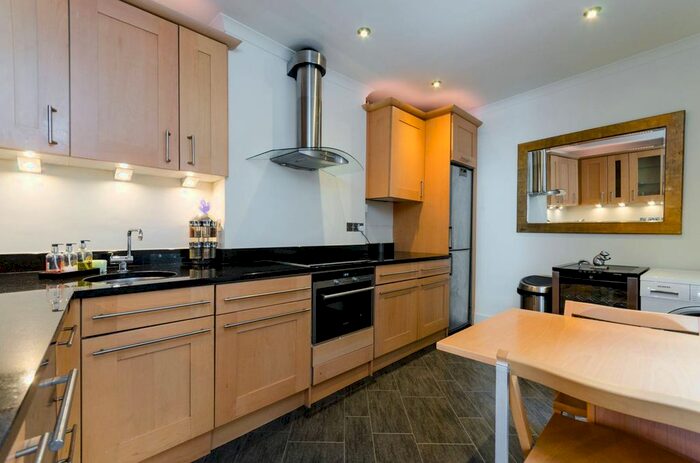 2 Bedroom Flat To Rent In Fane Street, West Kensington, London, W14