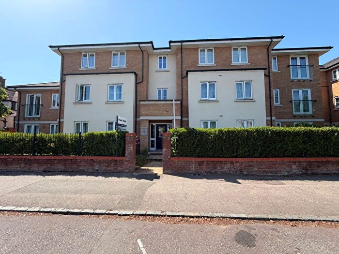 2 Bedroom Flat To Rent In Aylesbury Street, Milton Keynes, MK2