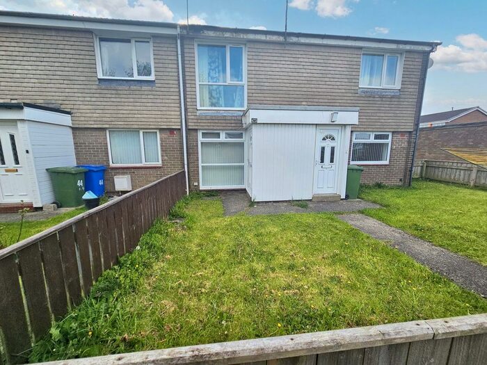 2 Bedroom Flat To Rent In Wedder Law, Cramlington, NE23