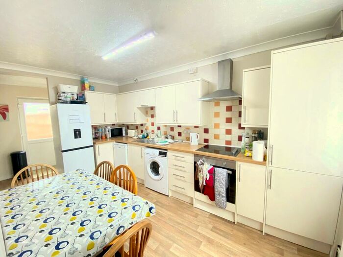 4 Bedroom House To Rent In Fairfax Road, Norwich, NR4