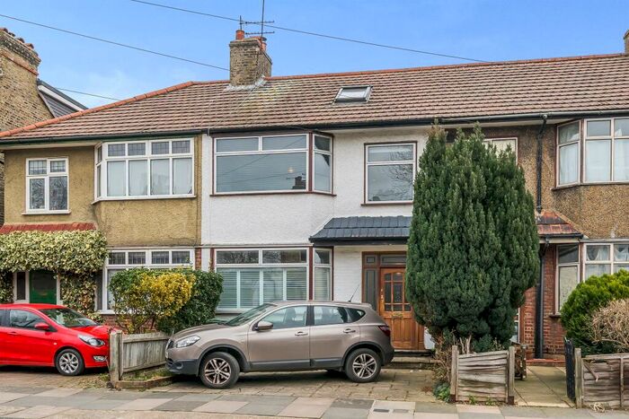 4 Bedroom Terraced House For Sale In Heene Road, Enfield, EN2