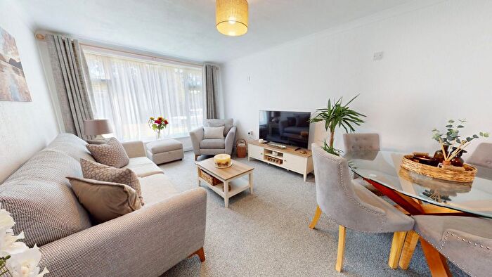 2 Bedroom Maisonette For Sale In Conifer Rise, Westone, NN3