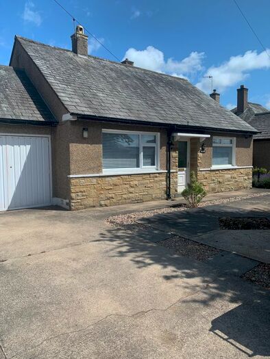 2 Bedroom Detached Bungalow To Rent In Brier Drive, Heysham, LA3