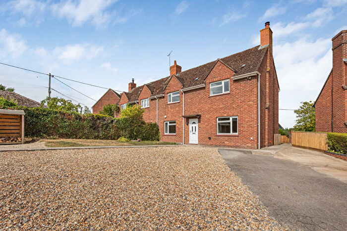 3 Bedroom Semi-Detached House For Sale In Ford Lane, East Hendred, OX12