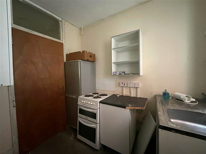 Studio For Sale In Clarence Buildings, Freshwater, Isle Of Wight, PO40