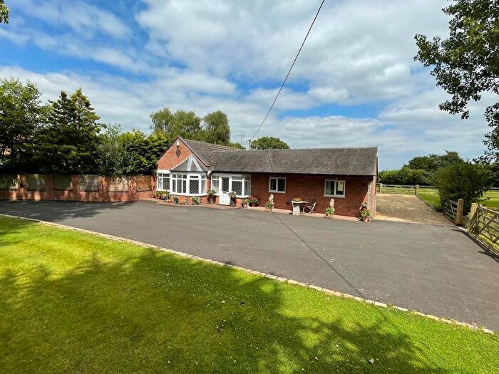 2 Bedroom Detached Bungalow To Rent In Chester Road, Hurleston, Nantwich, CW5