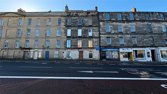3 Bedroom Flat For Sale In East Norton Place, Edinburgh, Mid Lothian, EH7
