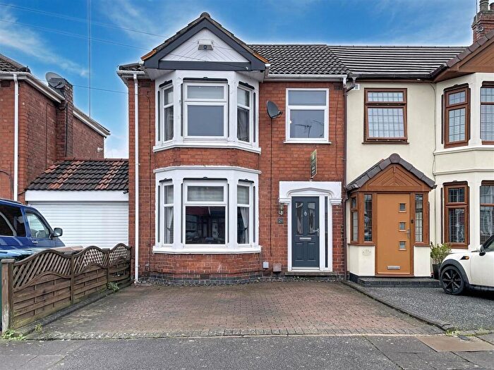 3 Bedroom End Of Terrace House For Sale In The Martyrs Close, Cheylesmore, CV3