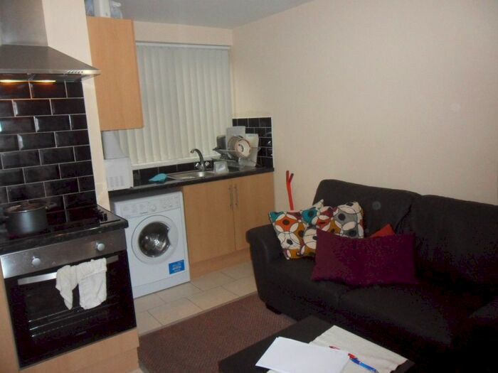 1 Bedroom Flat To Rent In Walsgrave Road, Stoke, CV2