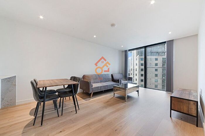 1 Bedroom Flat To Rent In Hampton Tower, Marsh Wall, London, E14