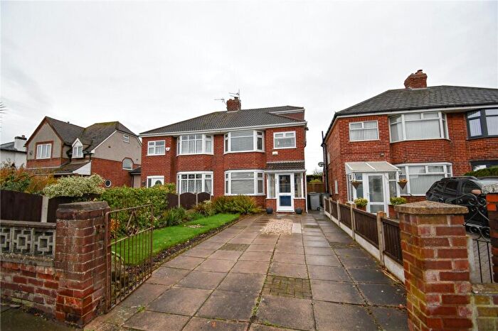 4 Bedroom Semi Detached House For Sale In Hoylake Road, Moreton, Wirral, CH46