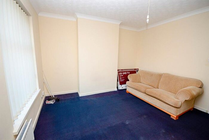 1 Bedroom Flat For Sale In Kells Lane, Low Fell, NE9