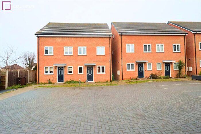 3 Bedroom House To Rent In Napier Road, Gillingham, ME7